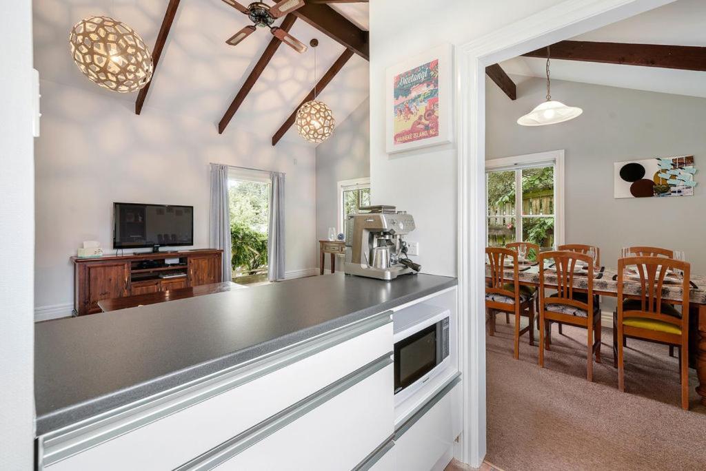 Central Peach - Queenstown Holiday Home 외부 사진